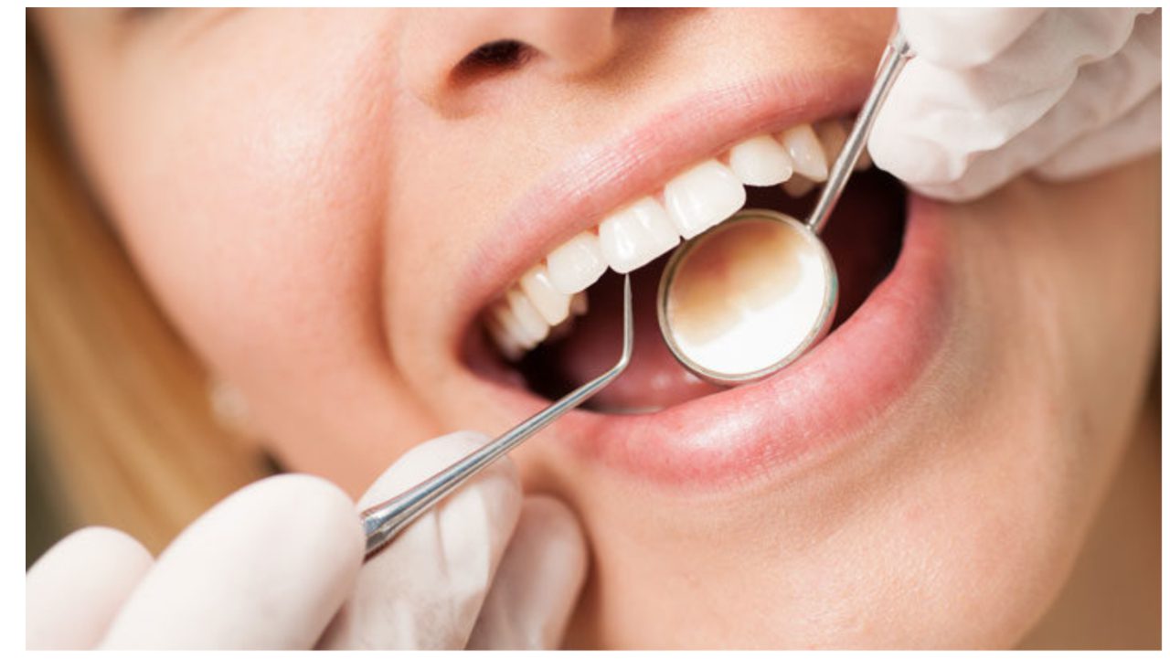 العناية بصحة الفم والأسنان